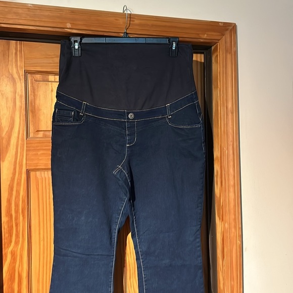 Maternity jeans - Picture 2 of 4